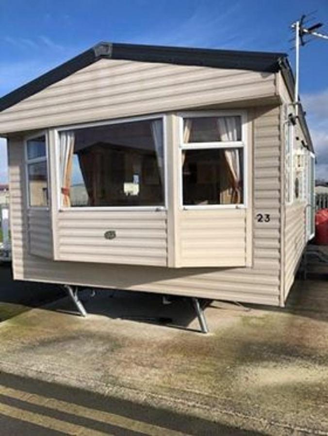 Private Caravan On Palins Park, North Wales Kinmel Bay
